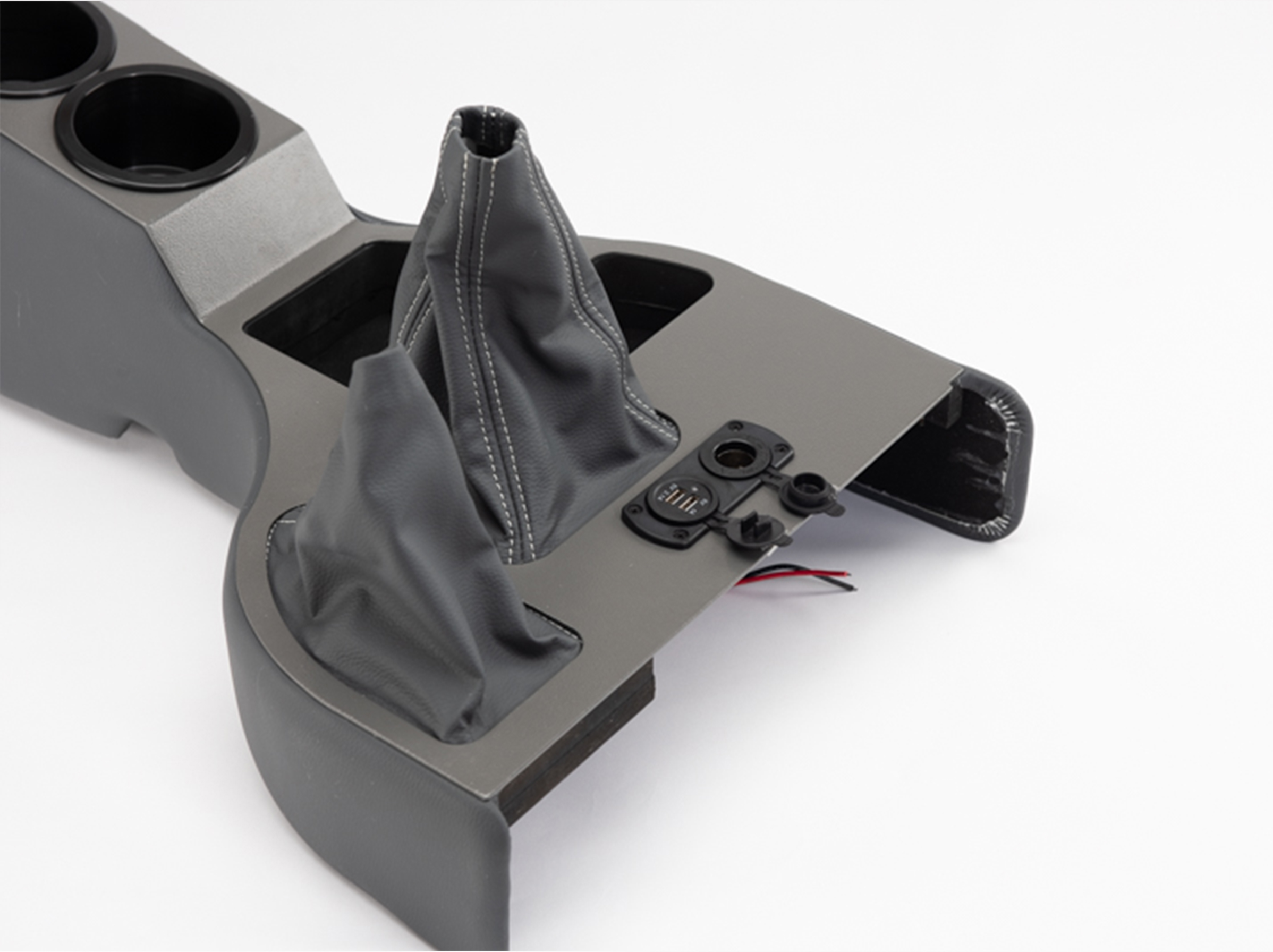 Second image of Toyota LandCruiser 70 Series Double Cab Full Length Centre Console