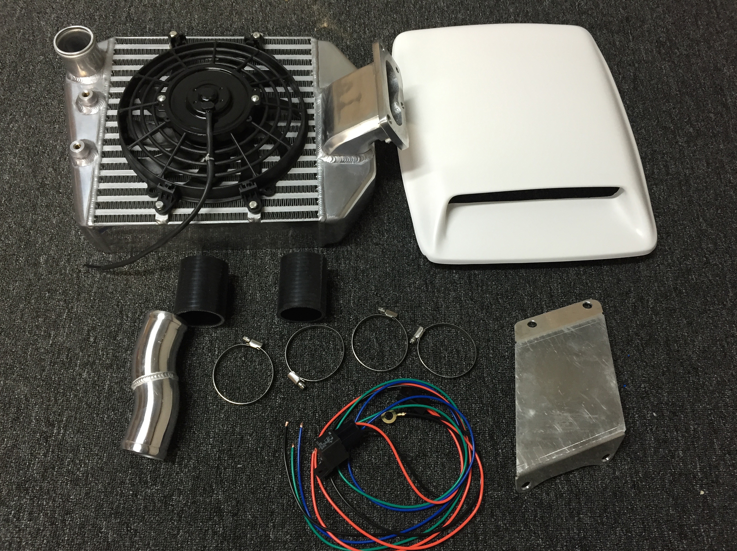 Toyota LandCruiser 80 Series (1991-1994) 4.2L 1HD-T Top Mount Intercooler Kit